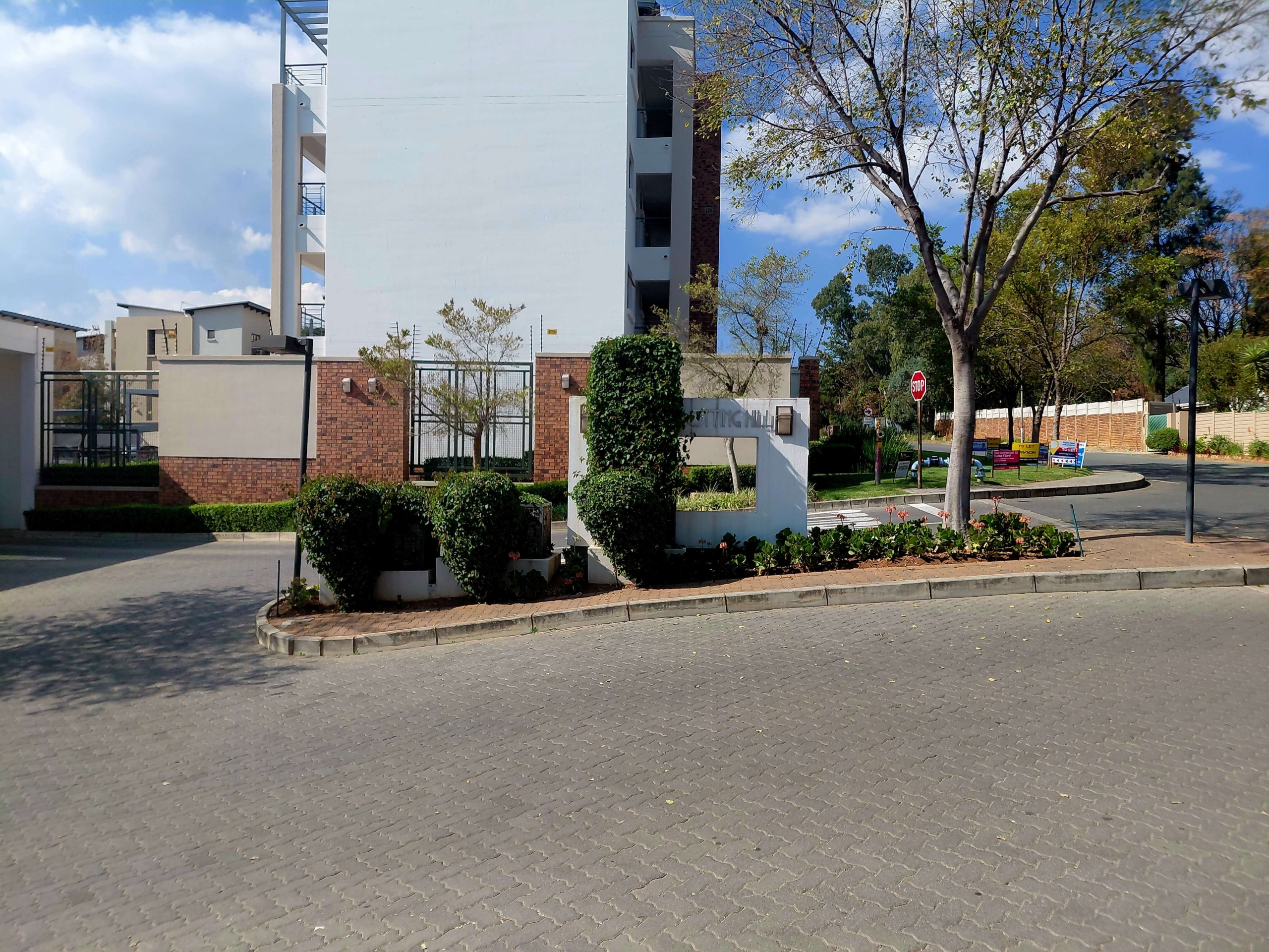 Side Entrance 10